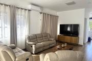 Flic en Flac Ile Maurice &ndash; Superbe appartement r&eacute;cent de 3 chambres avec piscine et garage