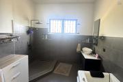 Flic en Flac Ile Maurice &ndash; Superbe appartement r&eacute;cent de 3 chambres avec piscine et garage