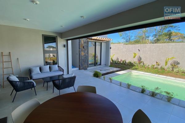 &Agrave; LOUER &ndash; Superbe villa contemporaine de plain-pied dans un complexe s&eacute;curis&eacute; &ndash; Chemin 20 Pieds, Grand Baie (disponible au 1er septembre)